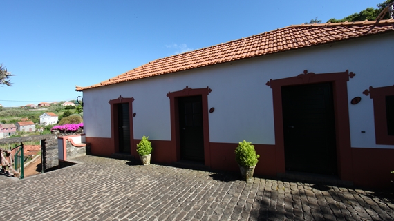 Suite em Casa de Férias com Vista Montanha, Jardim, BBQ e Wi-Fi - Próximo Piscinas Naturais do Porto Moniz - 1226
