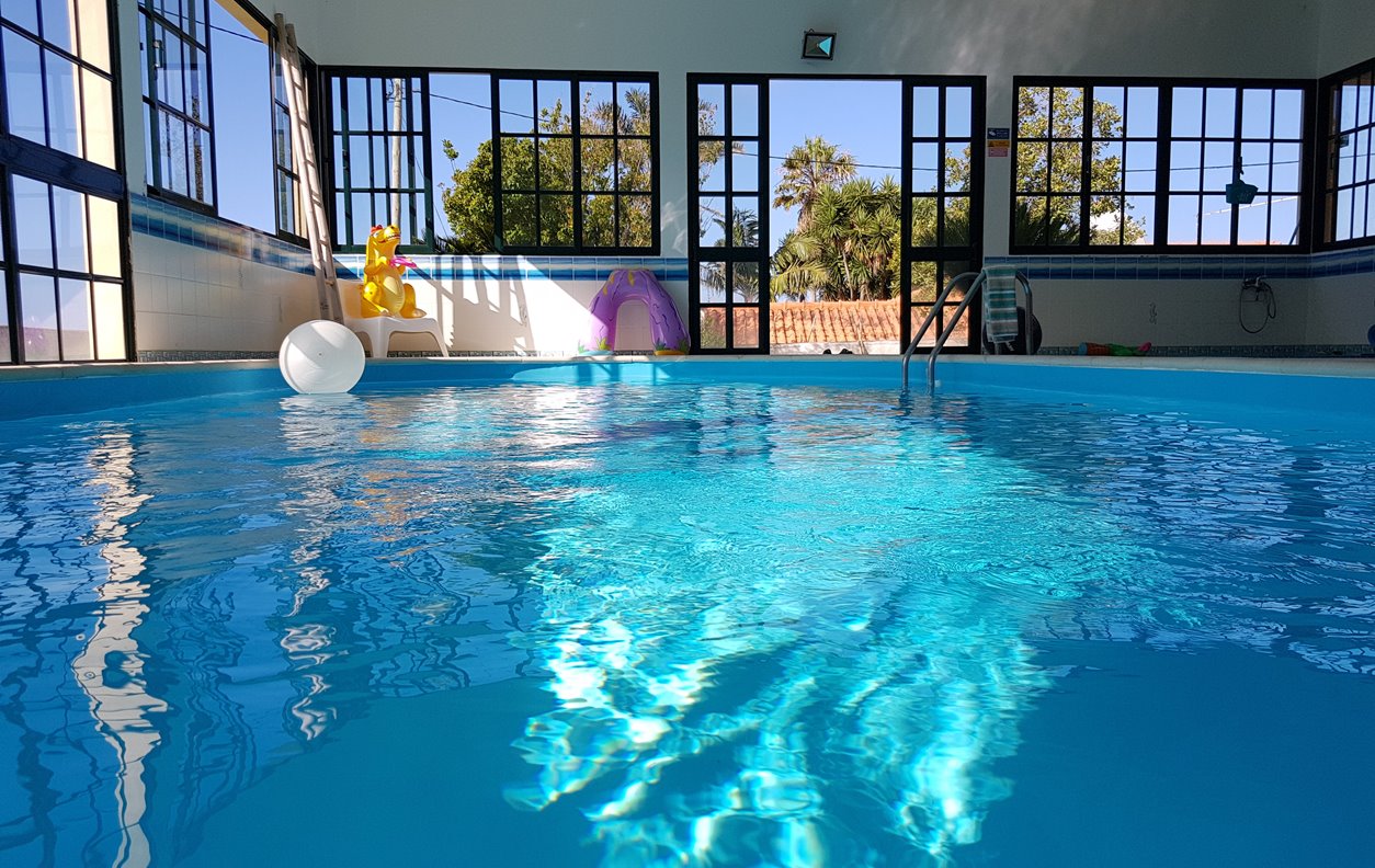 Holiday Villa With Heated Pool, Sea View, BBQ, Wi-Fi - Near Levada do Castelejo - 12270