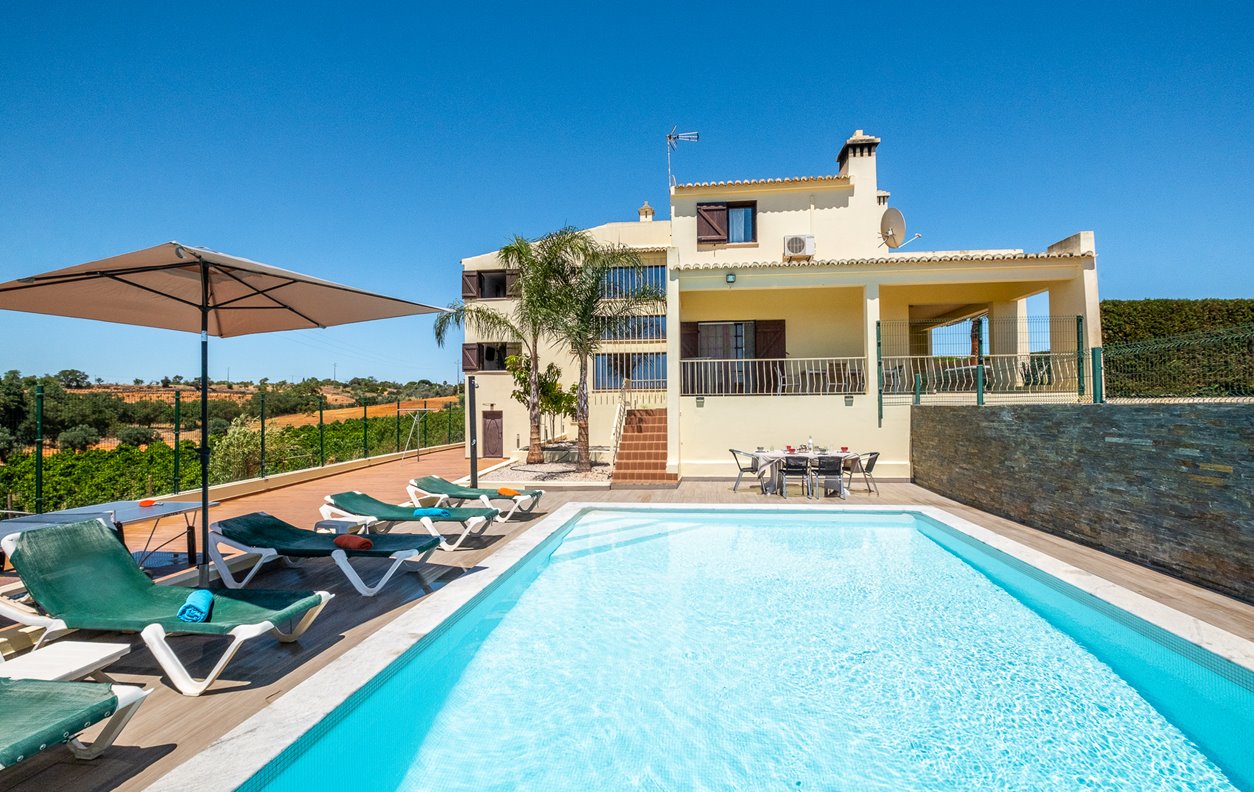 Holiday Villa with Heatable Pool, Mountain View, A / C, BBQ and Wi-Fi - Near Zoomarine Algarve - 12444