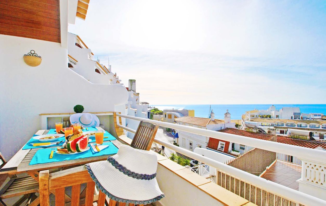 Apartamento de Férias com Piscina, Vista Mar, A/C e Wi-Fi - 200 metros Praia dos Pescadores - 12535