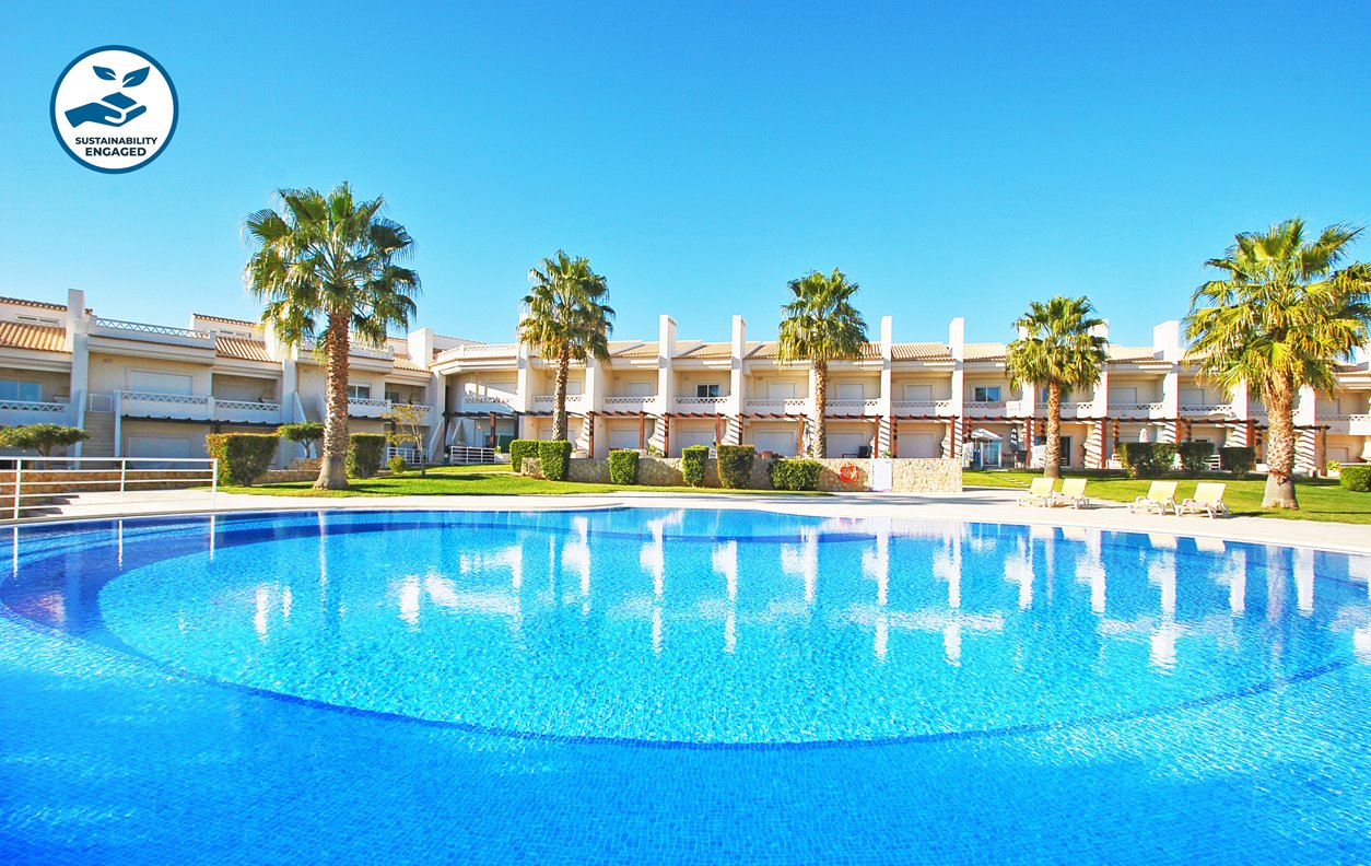 Holiday Home with Pool,  A / C, BBQ and Wi-Fi - Just 5 min. of the Old Town of Albufeira - 12572