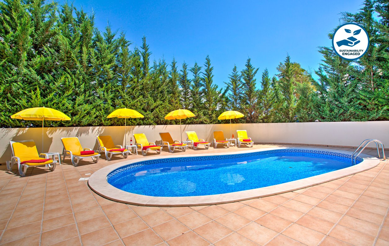 AMAZING VILLA, AIR COND, WI-FI, PRIVATE HEATABLE POOL AND GAMES ROOM - 12579