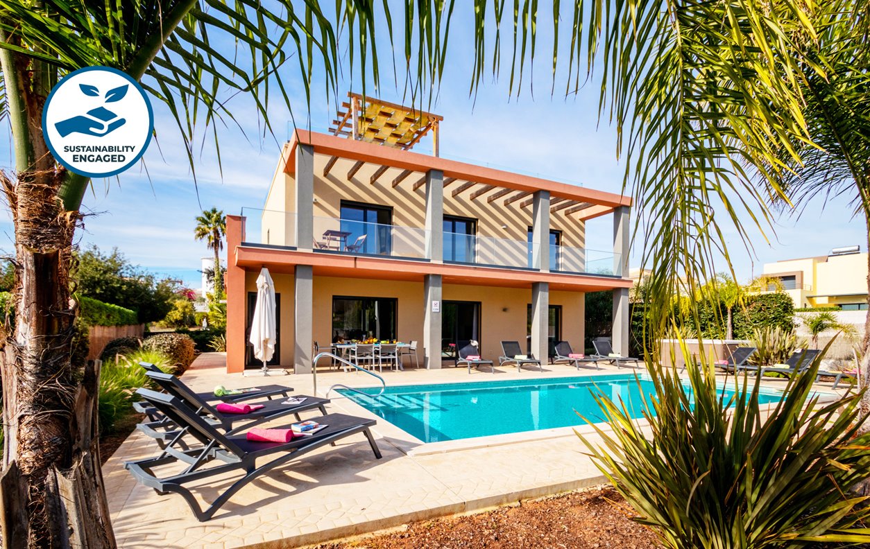 Holiday Home with Heatable Pool, Sea View, 2 Jacuzzis, A/C, BBQ and Wi-Fi - 400 meters from the best golden sandy beaches - 12599