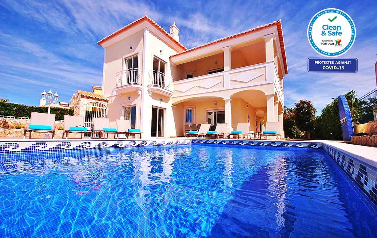 Holiday Villa with Heatable Pool, Sea View, A / C, BBQ, Games and Wi-Fi - Near Praia do Castelo - 12604