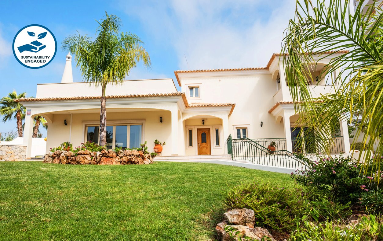 Holiday Home with Heated Pool and Garden, Sea View, A/C, Games, BBQ and Wi-Fi - 15 min. walk from the center of Albufeira - 12657