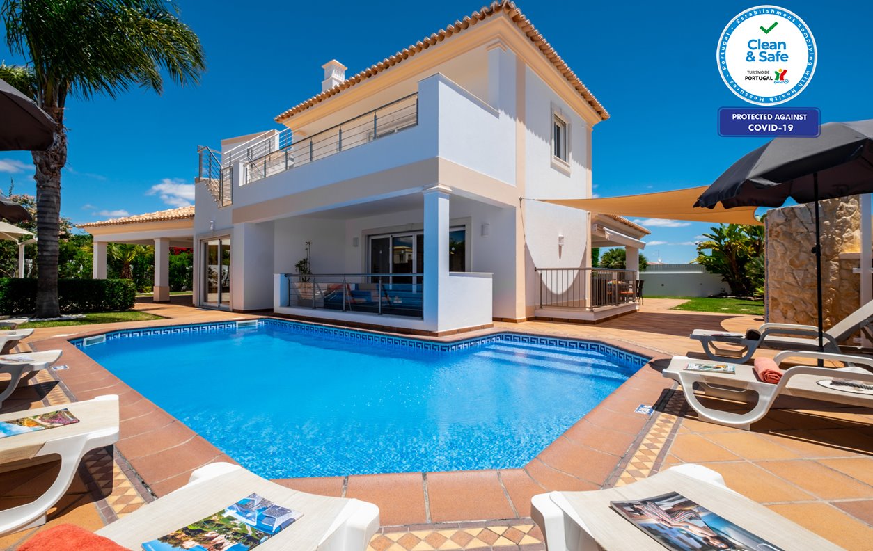 Holiday Villa with Heatable Pool, Garden, A/C, BBQ and Wi - Fi  - 12759