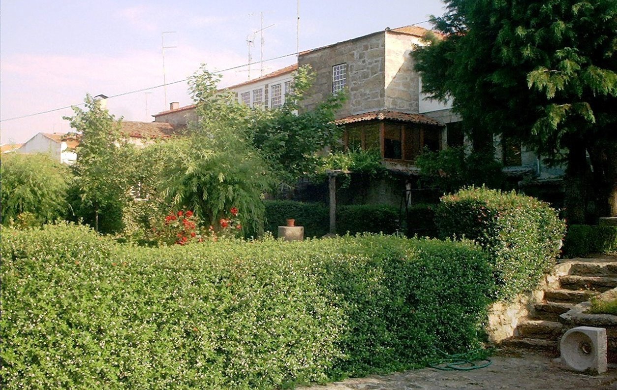 Casa de Férias com Jardim, Ginásio, BBQ e Wi-Fi - Inserido no Parque Natural da Serra da Estrela - 12850