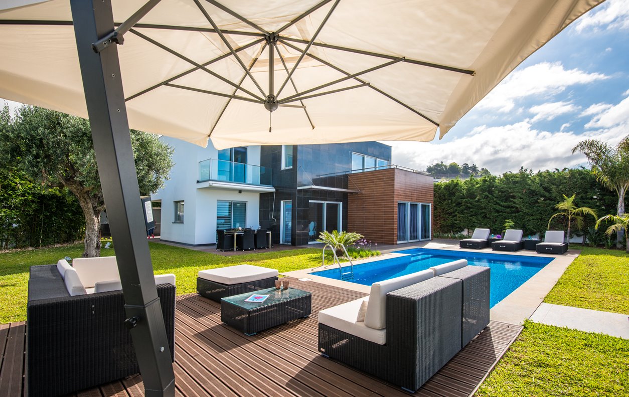 Holiday House with Heated Pool and Garden, Sea View, A / C, BBQ and Wi-Fi - Near Praia Formosa - 12974