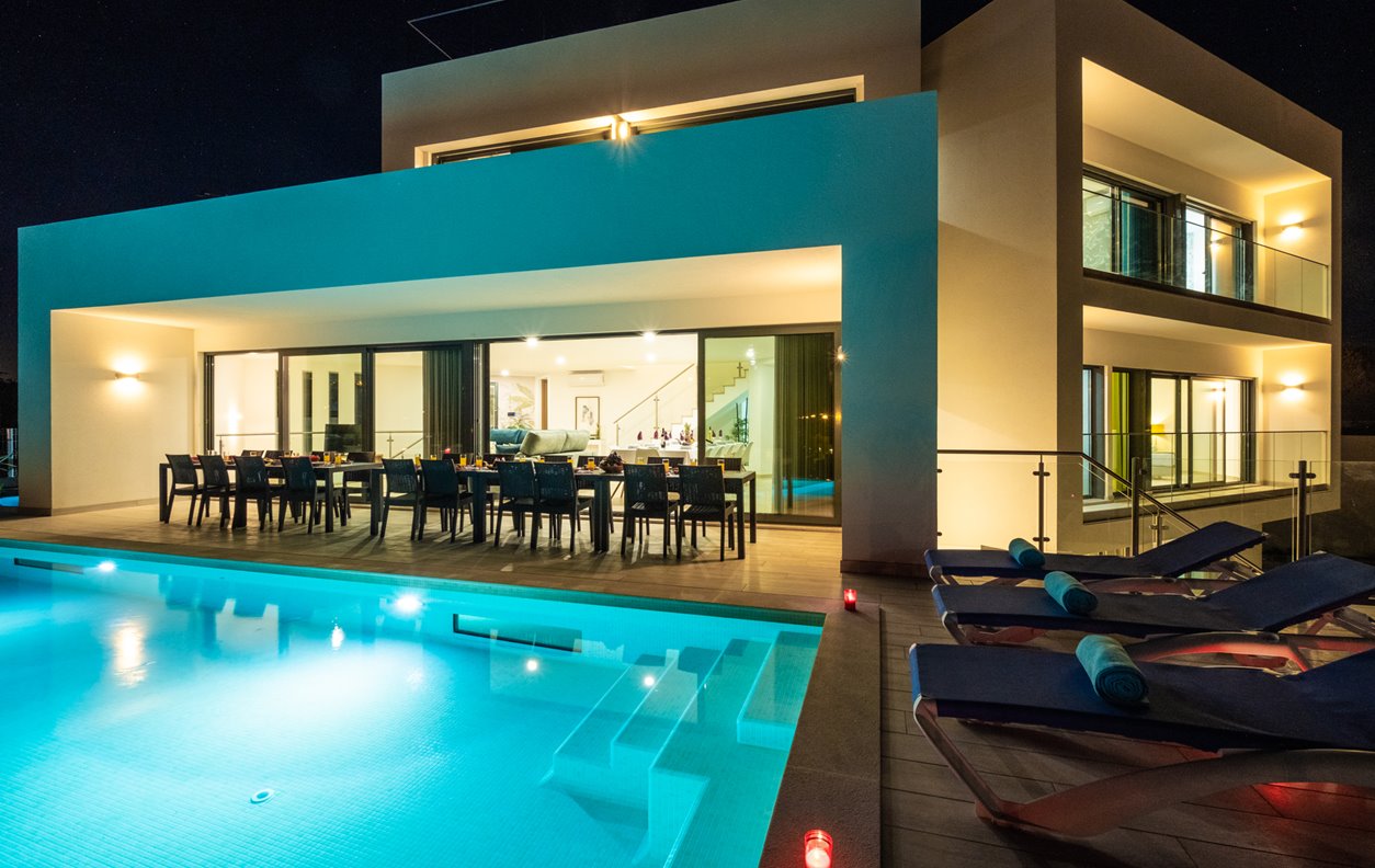 Holiday House with Heated Pool, V.Sea, 2 Jacuzzis, A/C, BBQ and Wi-Fi - 400m from the best golden sand beaches - 13012