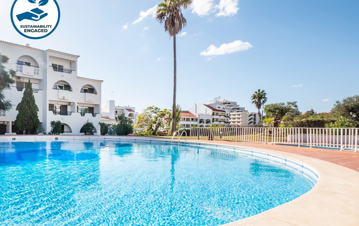Holiday Apartment With Swimming Pool, Balcony, A/C and Wi-Fi - close to the beach - 13285