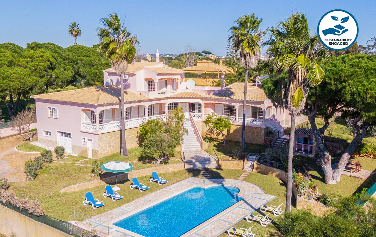 Holiday home with heatable pool, garden, BBQ, Wi-Fi and AC - 13483