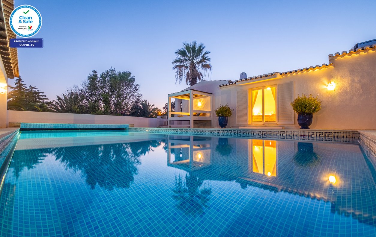 alojamento CHARMING VILLA WITH PRIVATE HEATABLE POOL, A/C, WI-FI AND BBQ - 13505