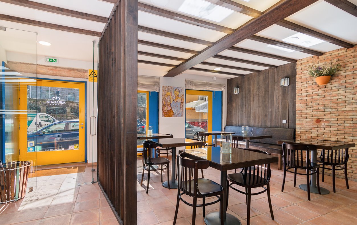 Suite in GuestHouse in the City Center with A / C and Wifi - Next Palácio da Bolsa - 1901