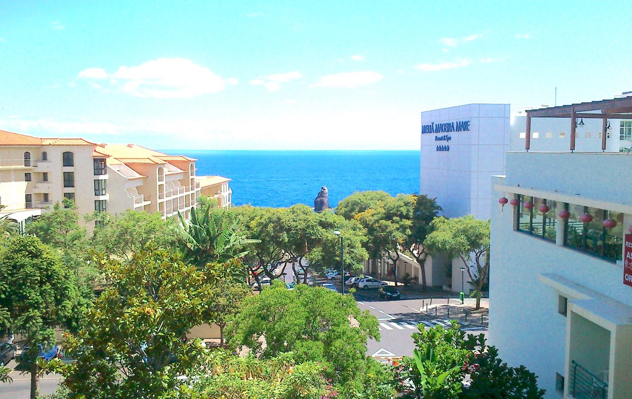 Holiday Apartment with Sea View and Wi-Fi - Near Lido Beach Complex - 1969